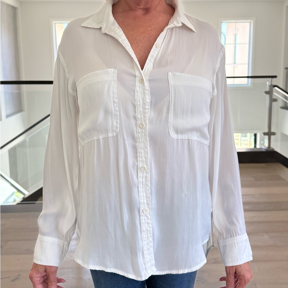 Millibon White Long Sleeve Button Down Shirt